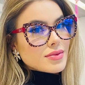 Women Fashion Glasses